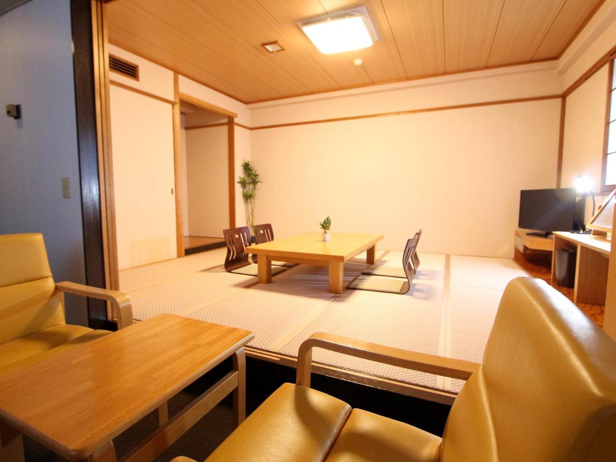 HOTEL LiVEMAX BUDGET Utsunomiya Eksteriør billede
